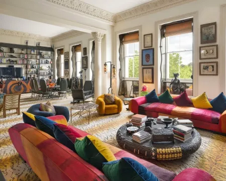 Evropská událost roku: přes 100 milionů liber za jednu sbírku