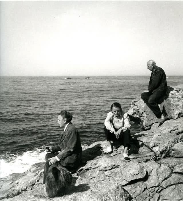 André Breton, Toyen, Benjamin Péret na  Île de Sein, foto: Elisa Breton, 1948