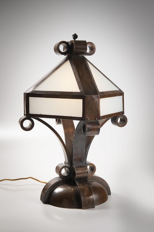 Vlastimil Hofman: stolní lampa, po 1920