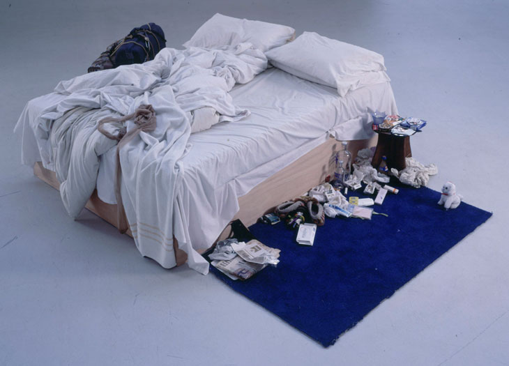 Tracey Emin: Moje postel / 1998 / objekt – kombinovaná technika / 79 x 211 x 234 cm / předaukční odhad: 800 000 – 1 200 000 GBP