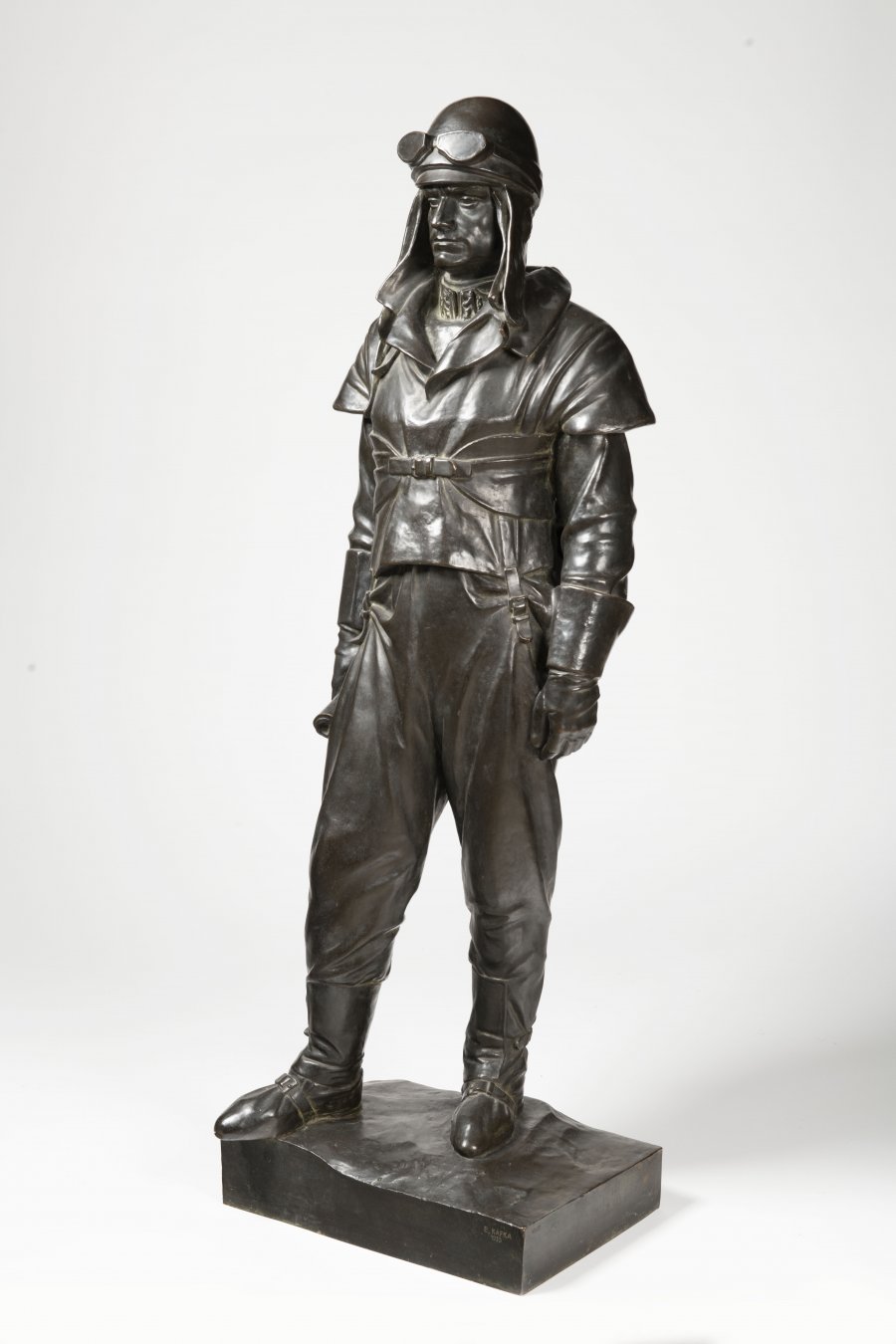 GENERÁL M. R. ŠTEFÁNIK