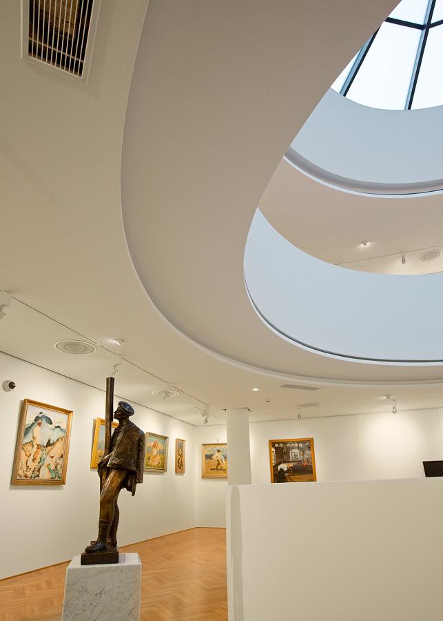 Galéria Nedbalka - záber na expozíciu výtvarnej moderny, 3. poschodie. foto: Julo Nagy